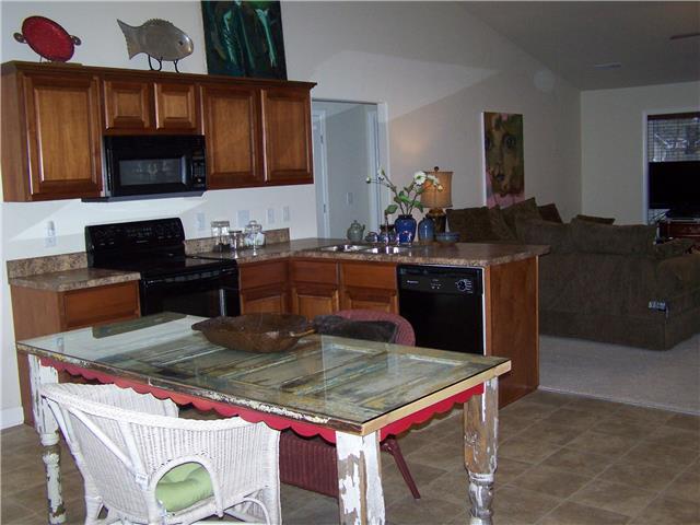 1033 Hummingbird Lane Spring Hill, TN 37174 - Photo 5 of 19