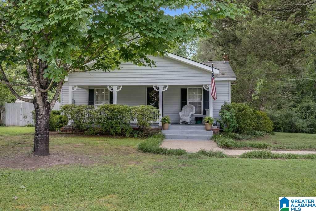 46 Autrey Avenue Odenville, AL 35120 - Photo 2 of 13