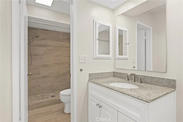 $670,000 | 5651 North Sumner Way, Unit 310, Culver City, CA 90230