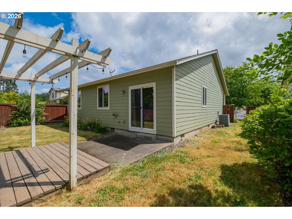 900 Northeast Trinity Street Albany, OR 97322 - Photo 22 of 25