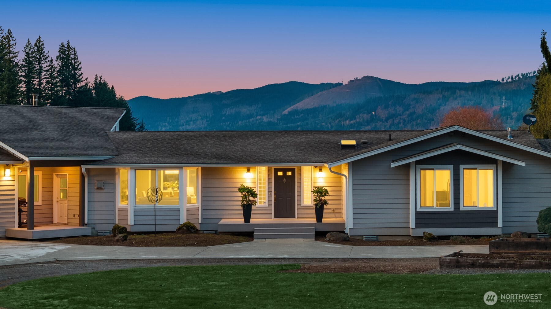 26808 Southeast 216th Street Maple Valley, WA 98038 - Photo 2 of 40