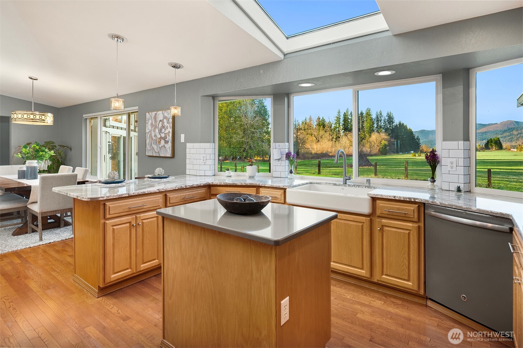 26808 Southeast 216th Street Maple Valley, WA 98038 - Photo 29 of 40