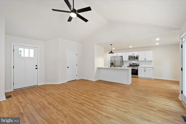 $329,900 | 62 Rose Way, Colonial Beach, VA 22443