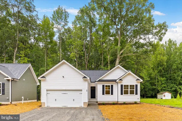 $329,900 | 62 Rose Way, Colonial Beach, VA 22443