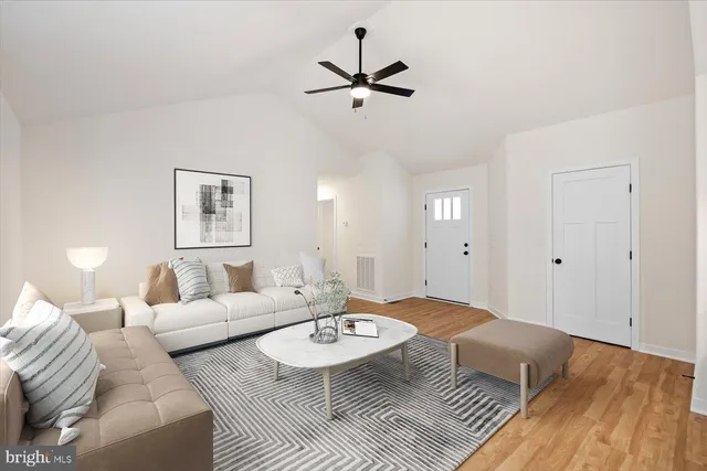 $329,900 | 62 Rose Way, Colonial Beach, VA 22443