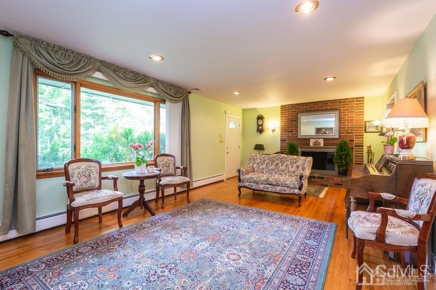 18 Parker Road Edison, NJ 08820 - Photo 3 of 30 Gallery Image 3