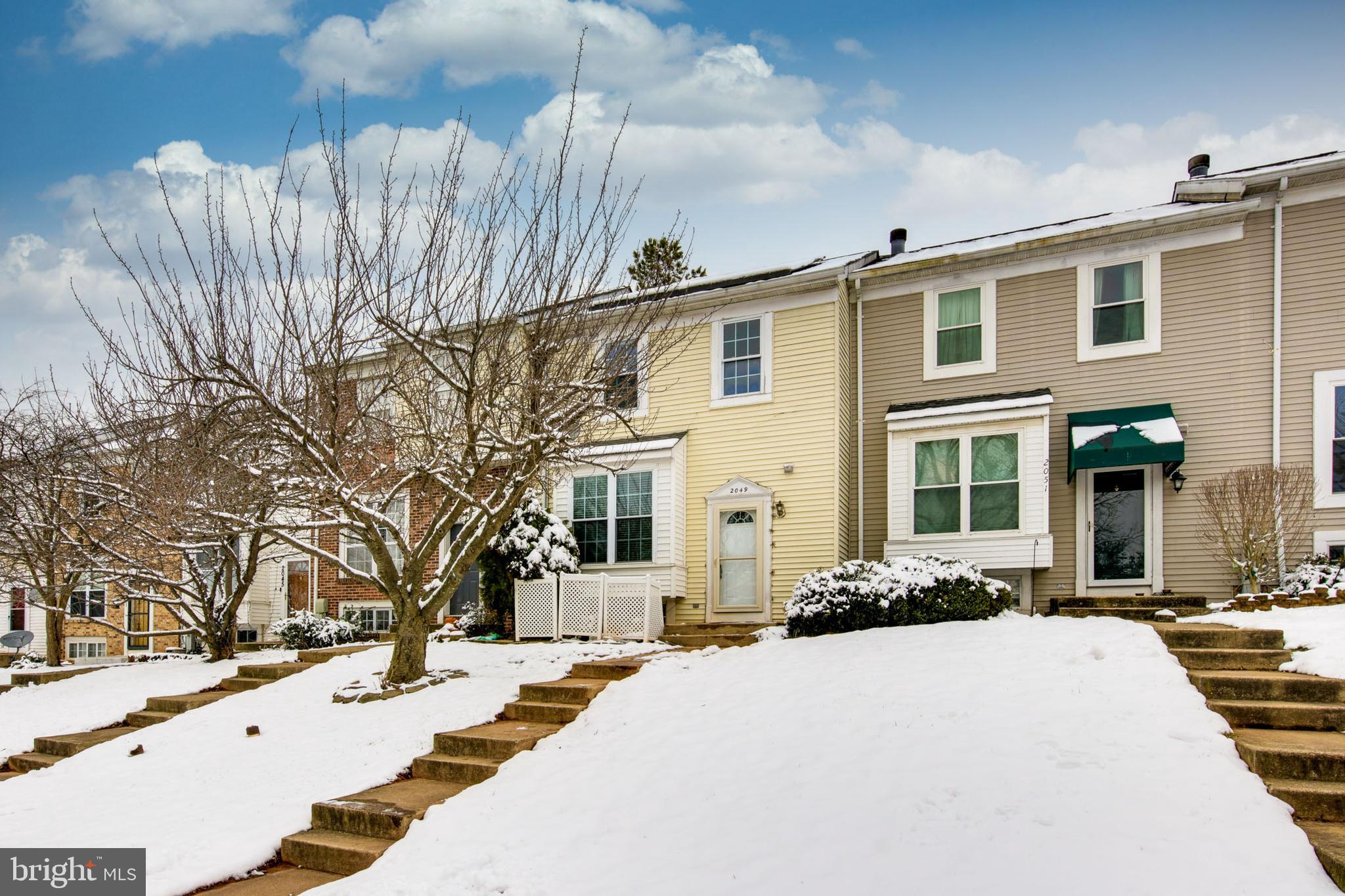 2049 Putnam Road Baltimore, MD 21227 - Photo 1 of 27