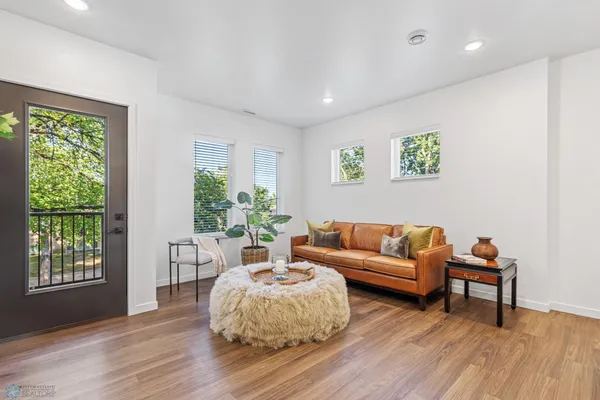 $505,900 | 502 8th Street South, Unit 5, Fargo, ND 58103