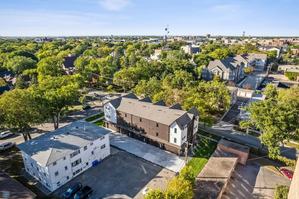 $505,900 | 502 8th Street South, Unit 5, Fargo, ND 58103
