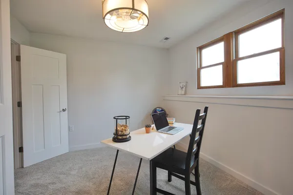 $400,000 | 1014 Mesa Drive, Douglas, WY 82633