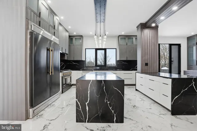 $2,595,000 | 1047 Welsh Road, Huntingdon Valley, PA 19006