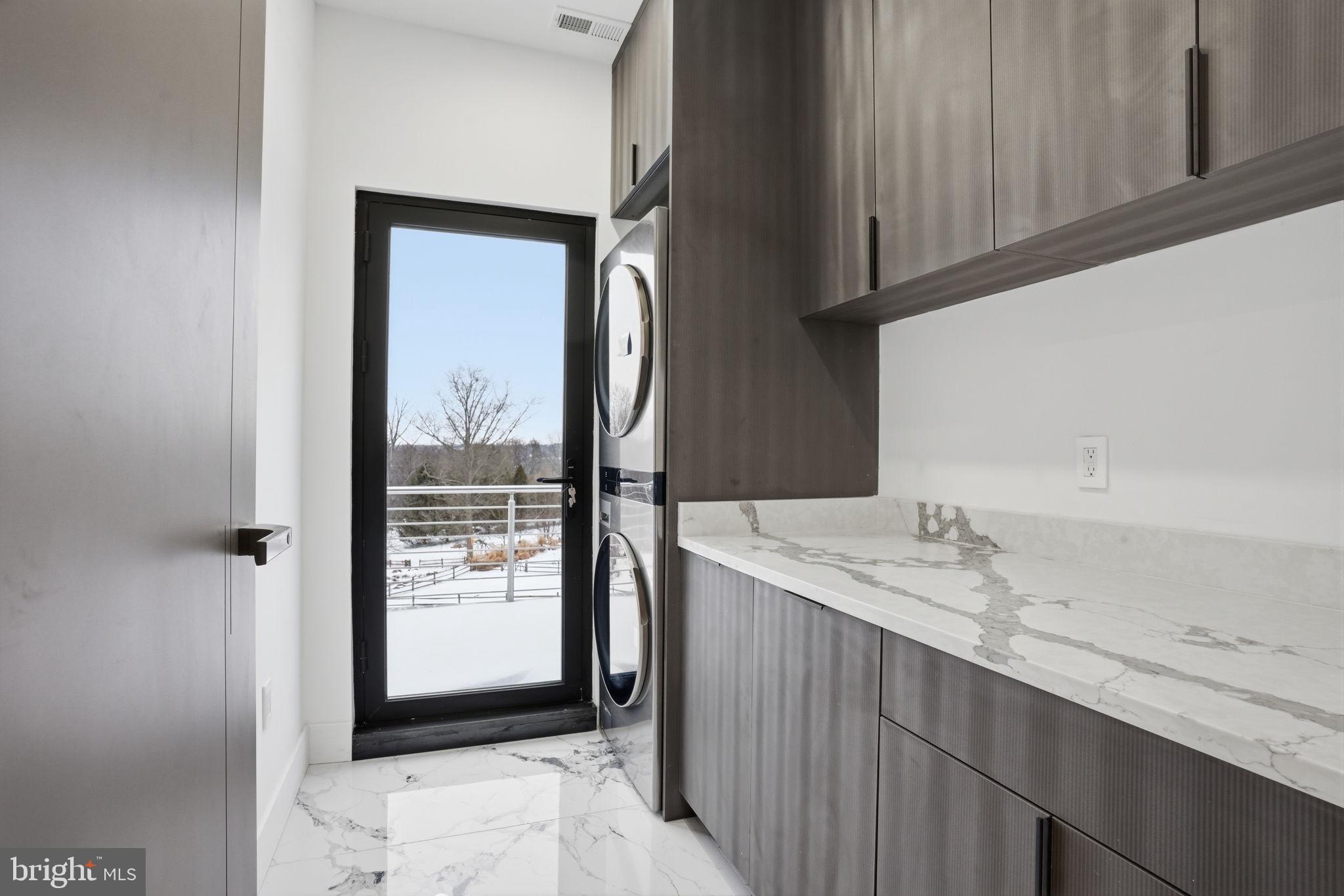 1047 Welsh Road Huntingdon Valley, PA 19006 - Photo 32 of 81