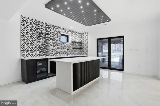 $2,595,000 | 1047 Welsh Road, Huntingdon Valley, PA 19006