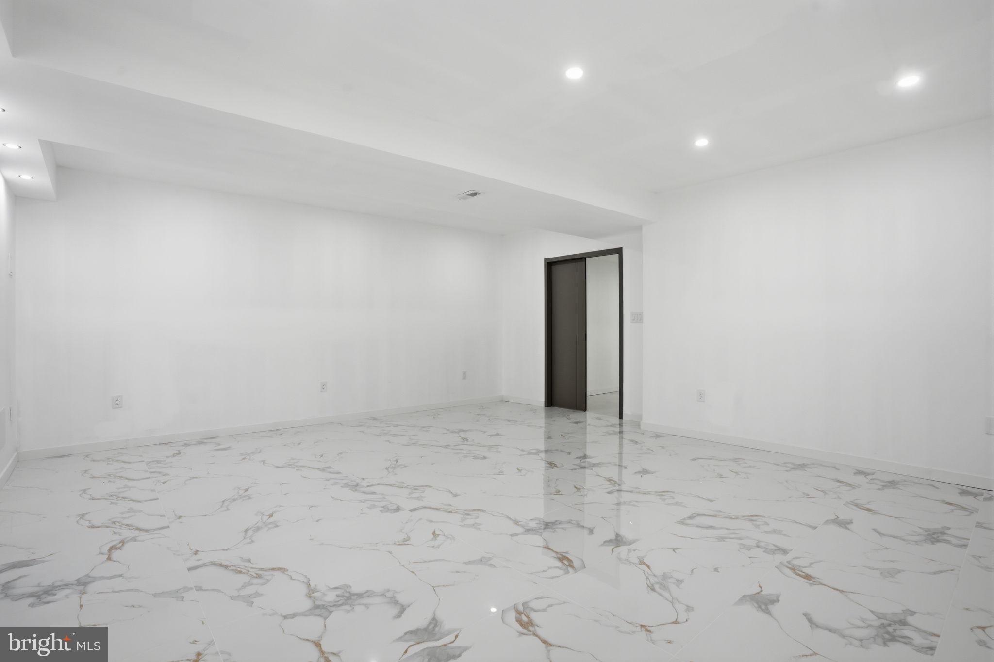 1047 Welsh Road Huntingdon Valley, PA 19006 - Photo 39 of 81