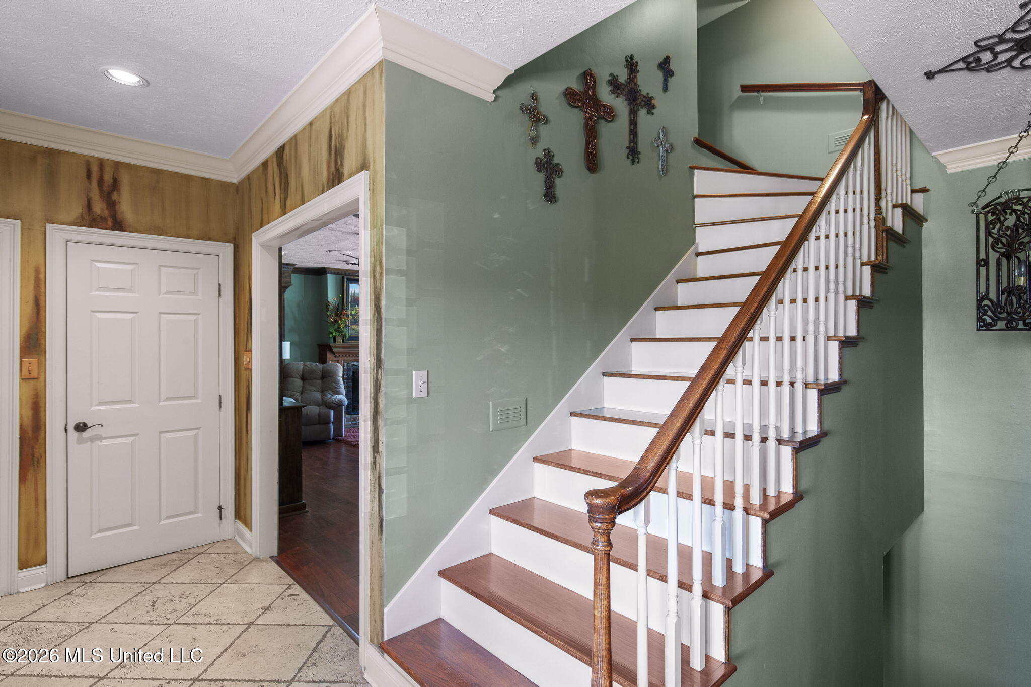 6145 Wirtz Road Flowood, MS 39232 - Photo 20 of 83 Stairs to the Attice