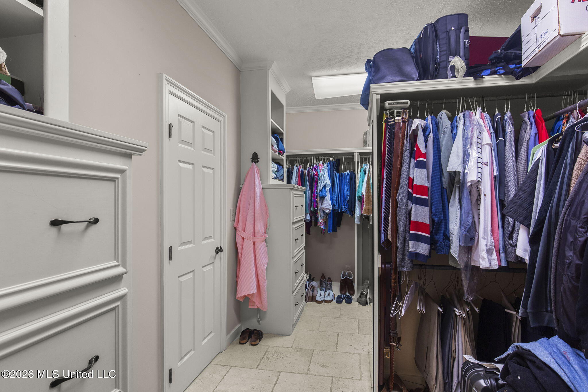 6145 Wirtz Road Flowood, MS 39232 - Photo 32 of 78 Primary Closet