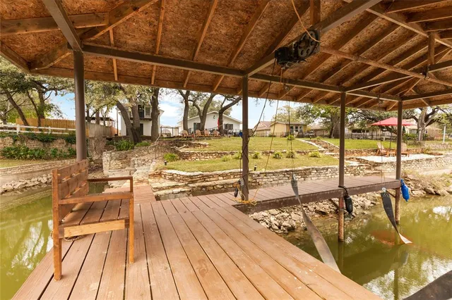 $3,200 | 301 Granada Calle Street, Granbury, TX 76049