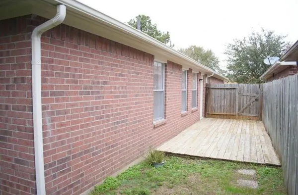 $1,750 | 12427 Westlock Drive, Tomball, TX 77377