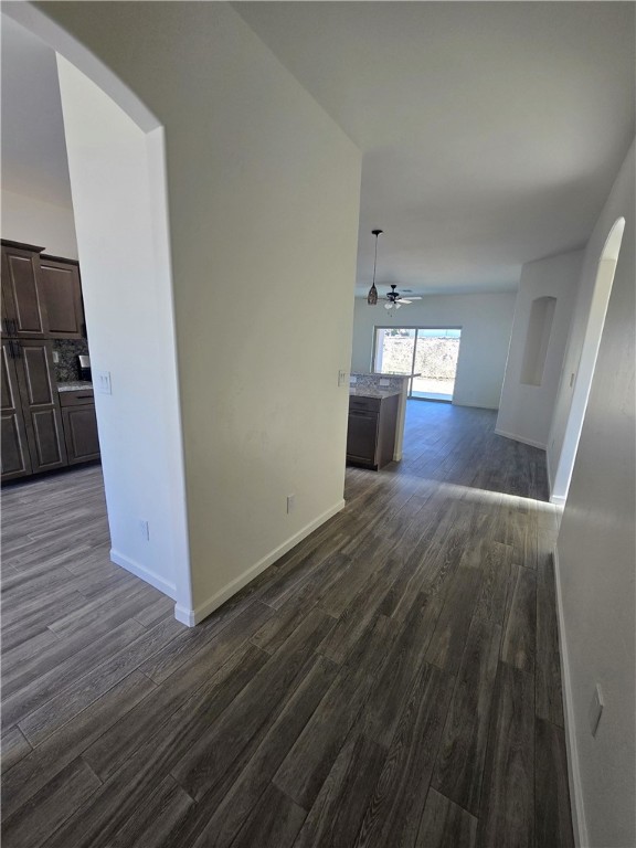 2561 North Ridge Avenue Bullhead City, AZ 86429 - Photo 2 of 17 Entry Hallway