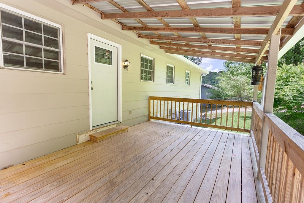 476 Corvin Road Northeast Cleveland, TN 37323 - Photo 4 of 17 Gallery Image 4