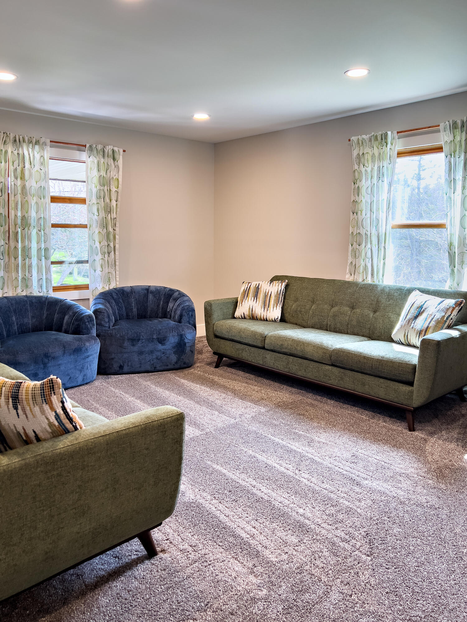 930 Tamarack Street Manistee, MI 49660 - Photo 33 of 56 livingroom06