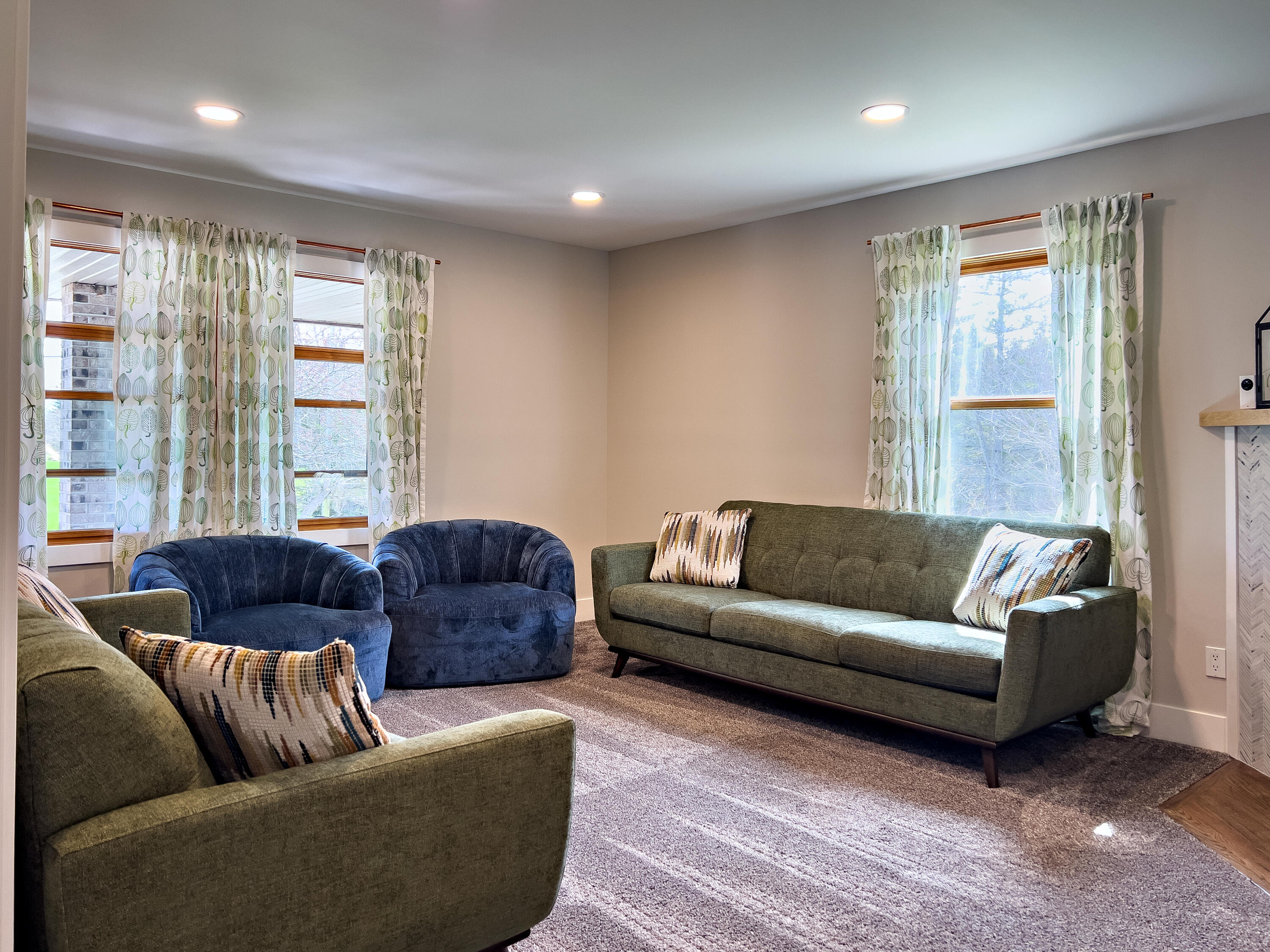 930 Tamarack Street Manistee, MI 49660 - Photo 34 of 56 livingroom07
