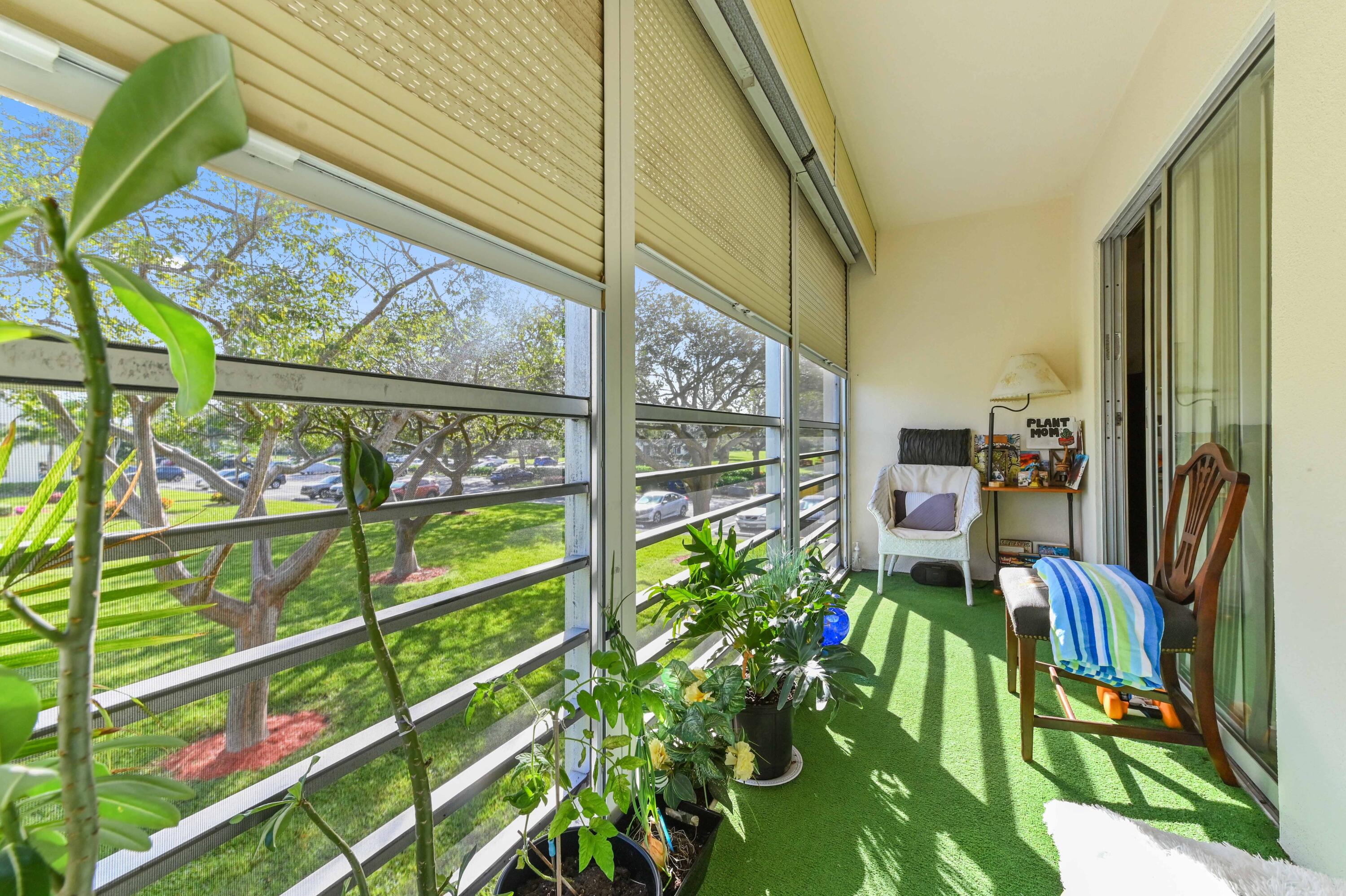 279 Mansfield H Boca Raton, FL 33434 - Photo 19 of 27 20 Balcony 03