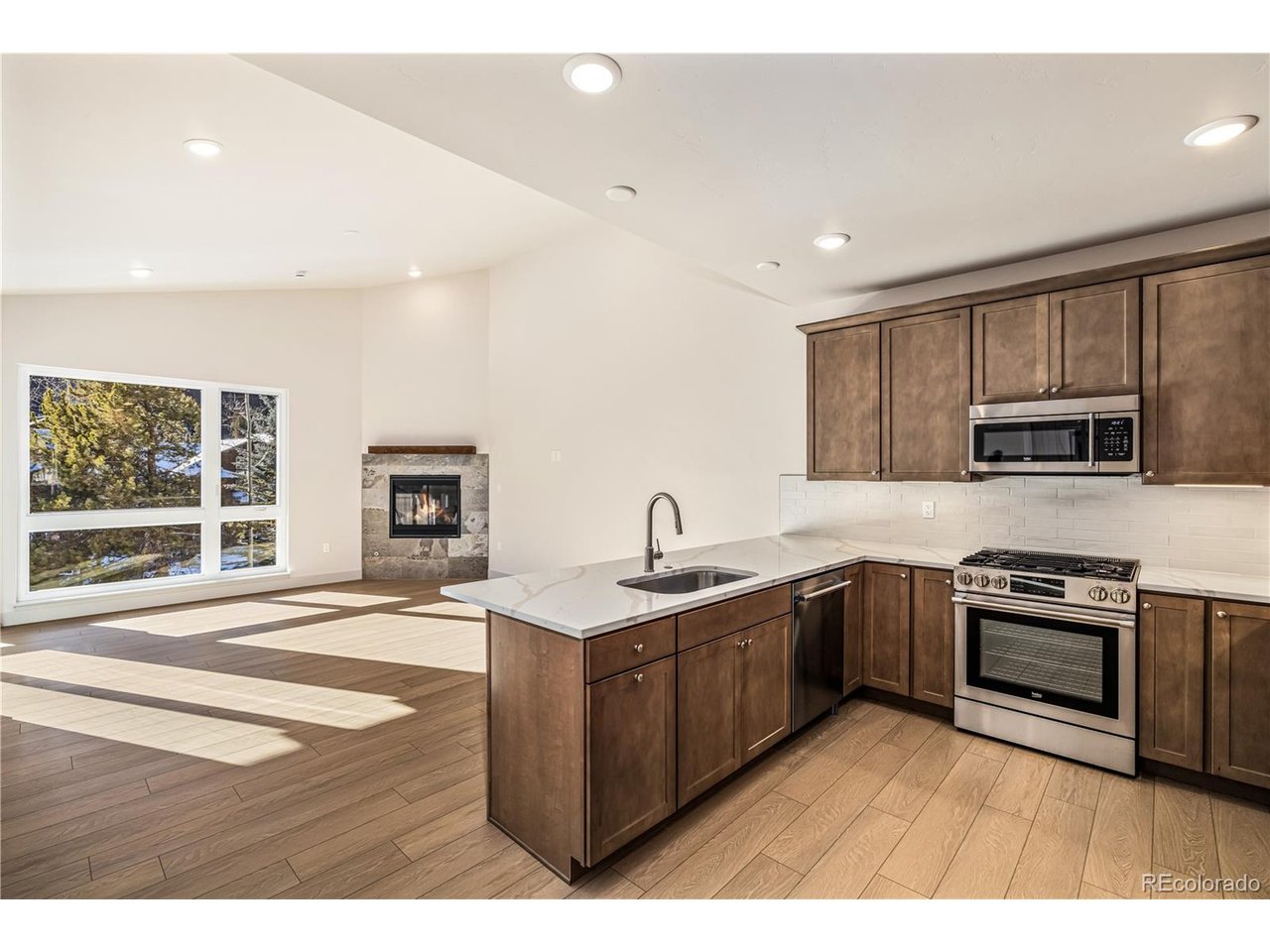 628 Montezuma Road, Unit 1 Keystone, CO 80435 - Photo 2 of 29 Kitchen and living area