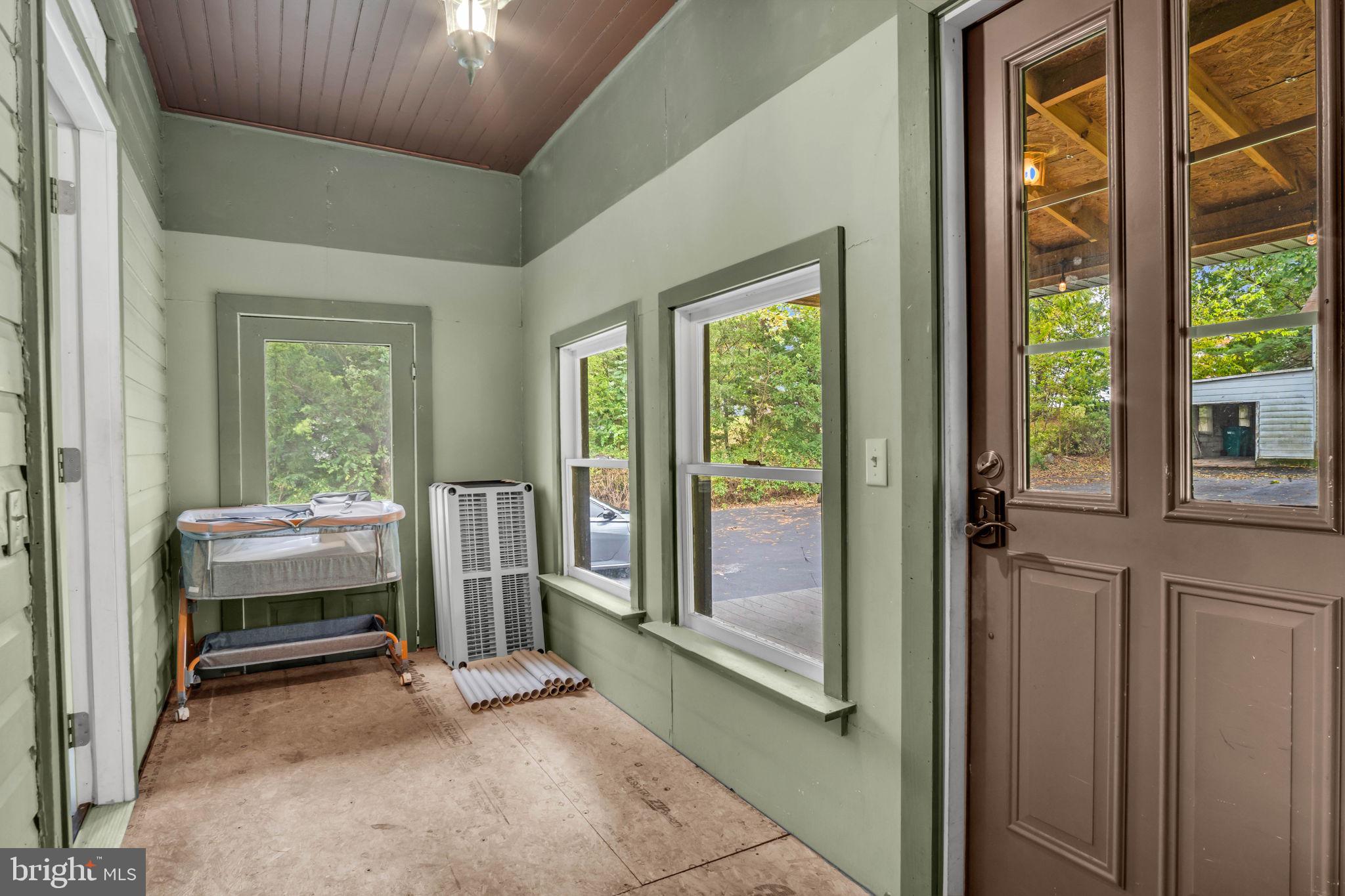 1505 West Trindle Road Carlisle, PA 17015 - Photo 3 of 40 Gallery Image 3