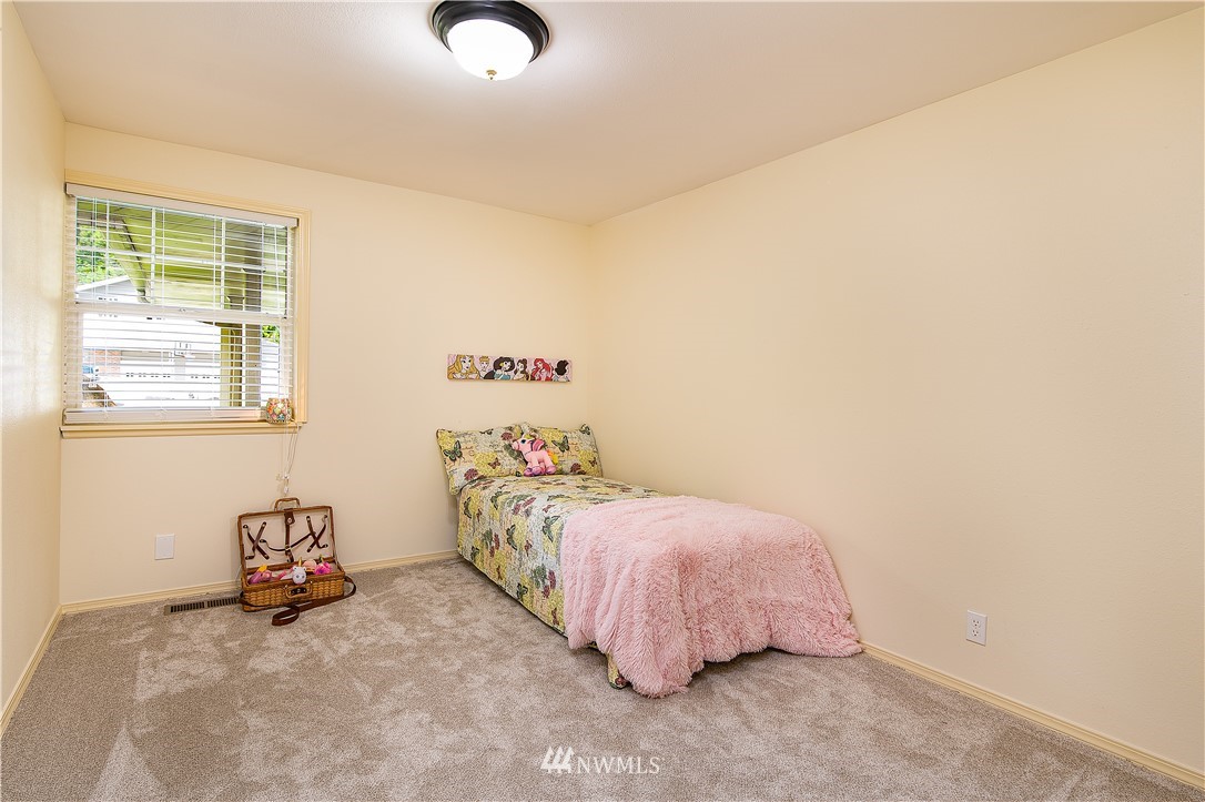 16428 Balder Lane Bothell, WA 98011 - Photo 22 of 25 Gallery Image 22