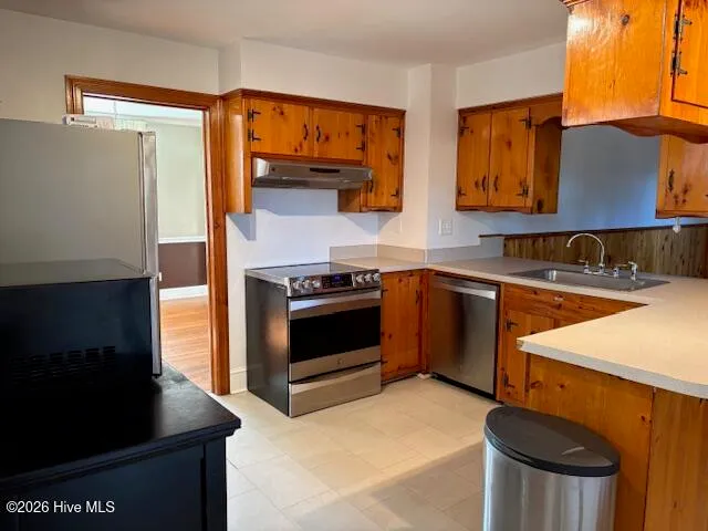 $1,800 | 207 East Carolina Street, Fremont, NC 27830