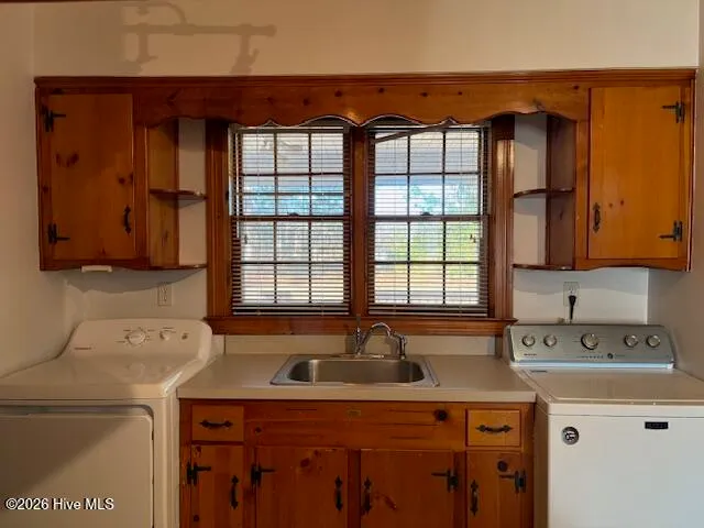 $1,800 | 207 East Carolina Street, Fremont, NC 27830