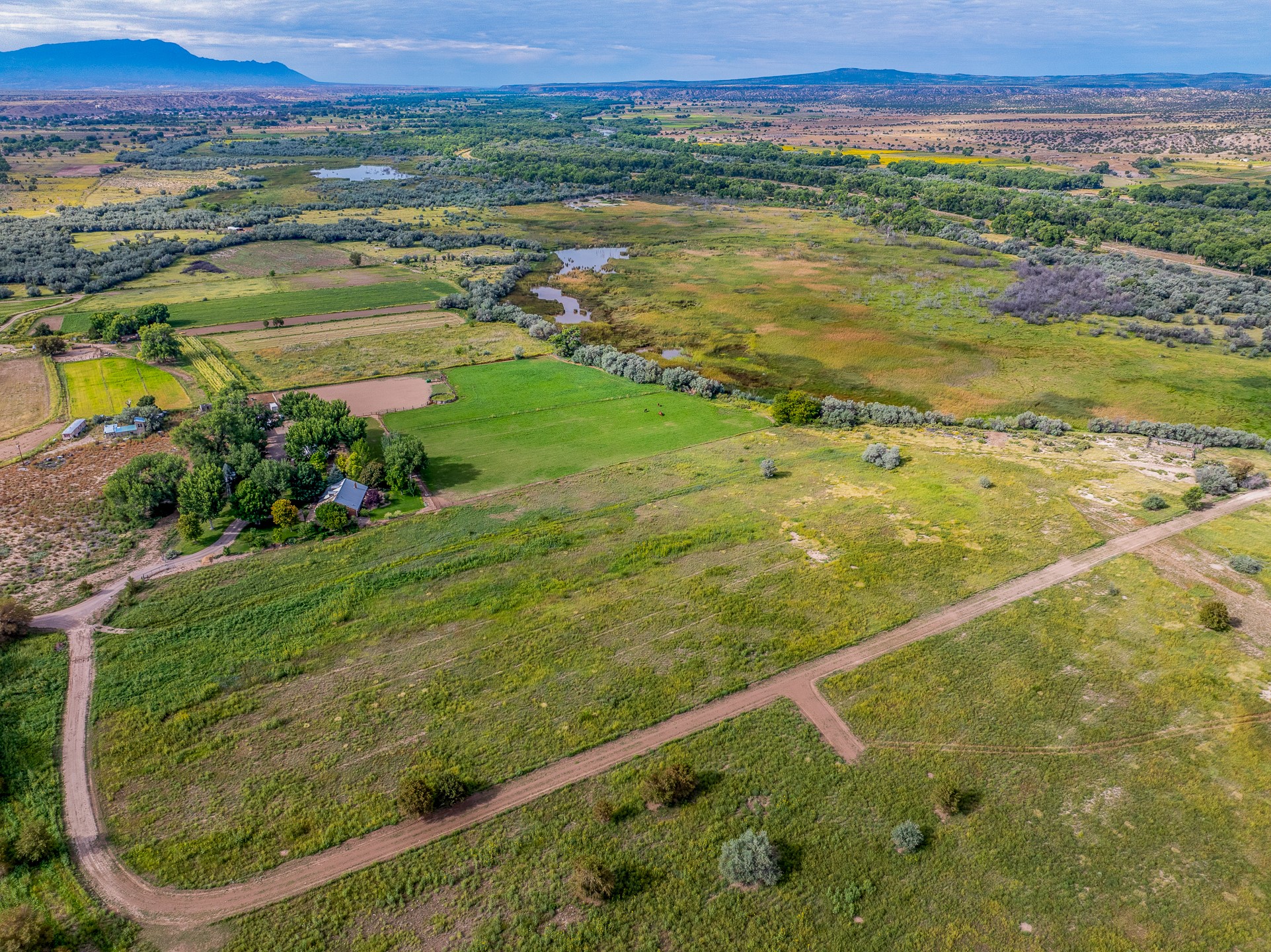 12 Sparkling Moolah Road Pena Blanca, NM 87041 - Photo 2 of 24