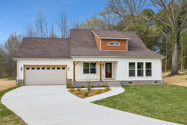 $549,900 | 211 Majestic Drive, Decherd, TN 37324