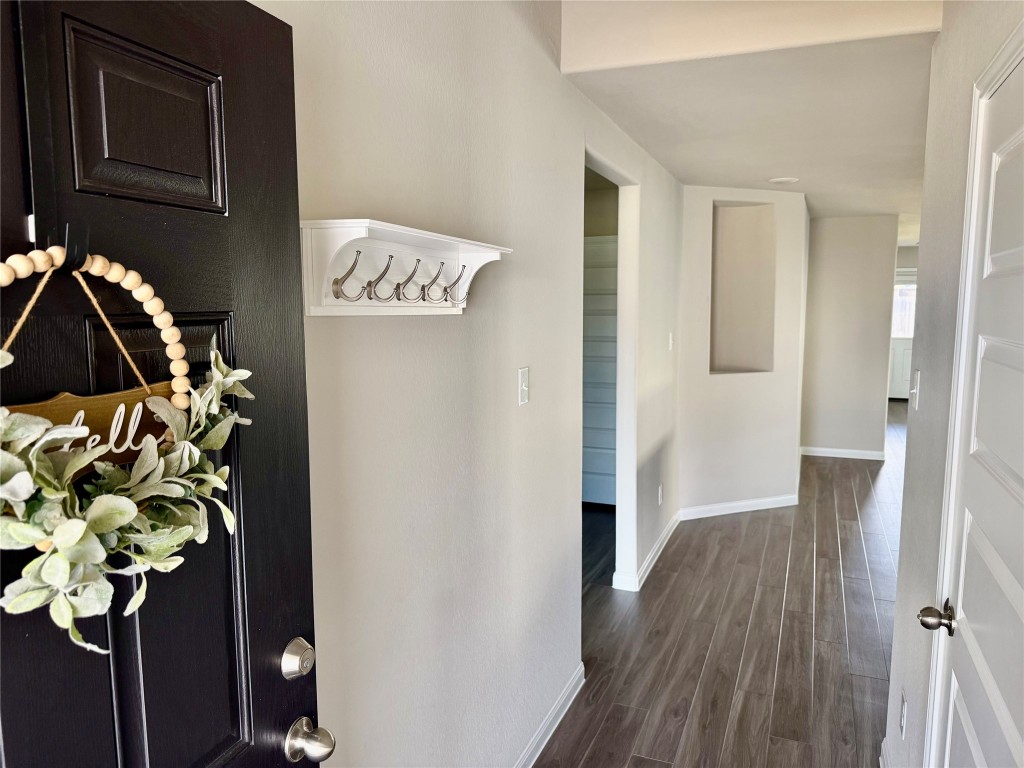 5322 Briana Dee Drive Rosharon, TX 77583 - Photo 4 of 20 a view of a entryway with wooden floor