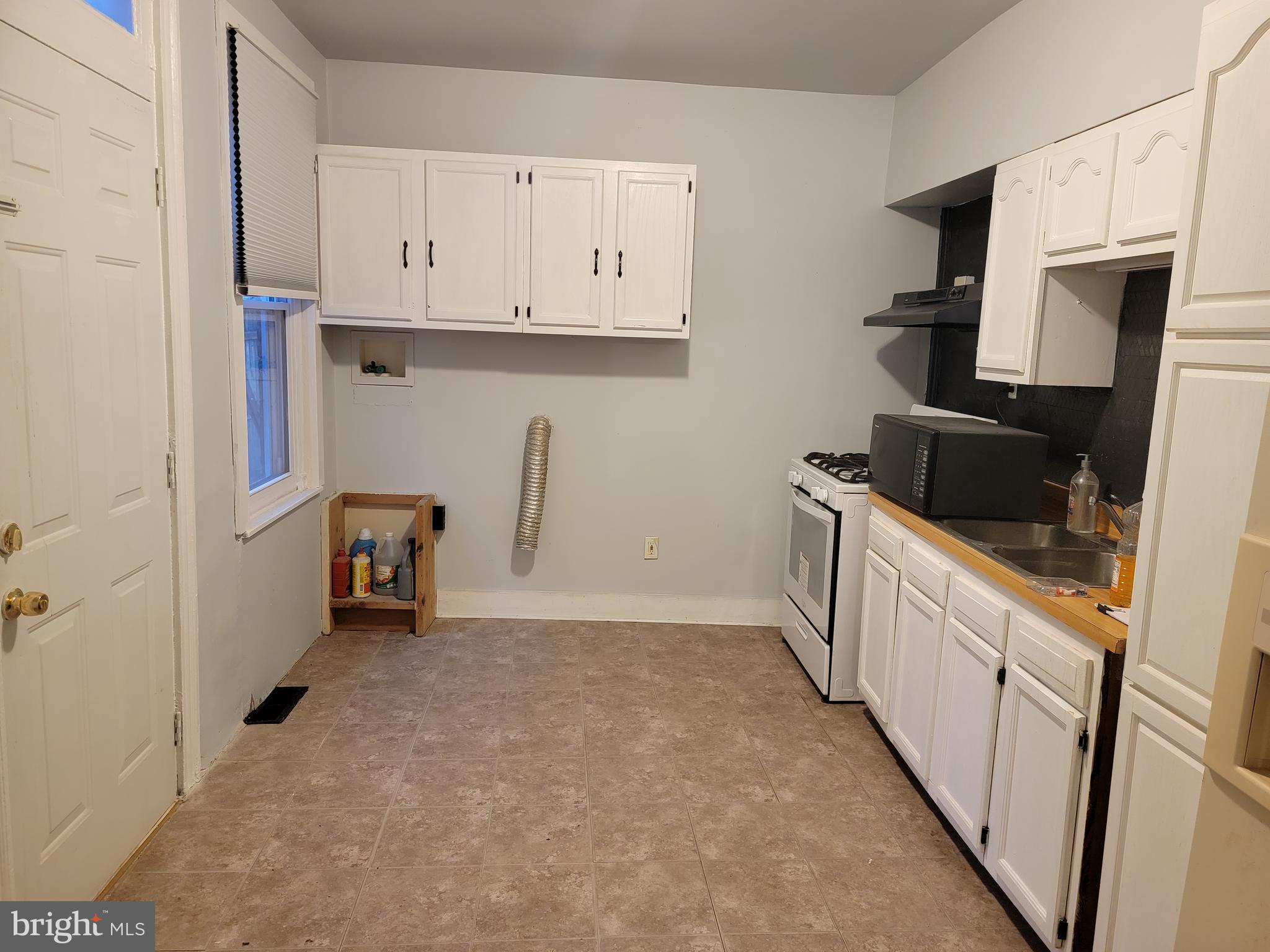 529 Locust Street Lancaster, PA 17602 - Photo 8 of 15