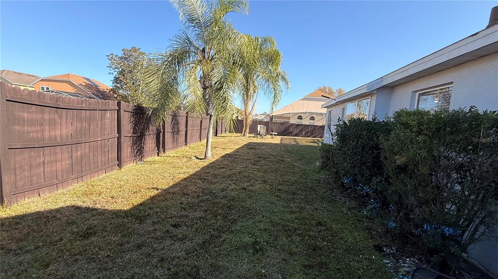 605 Rochester Loop Davenport, FL 33897 - Photo 25 of 37