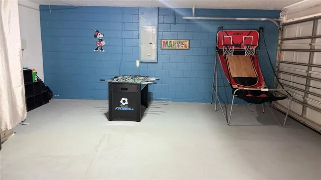 $2,300 | 605 Rochester Loop, Davenport, FL 33897