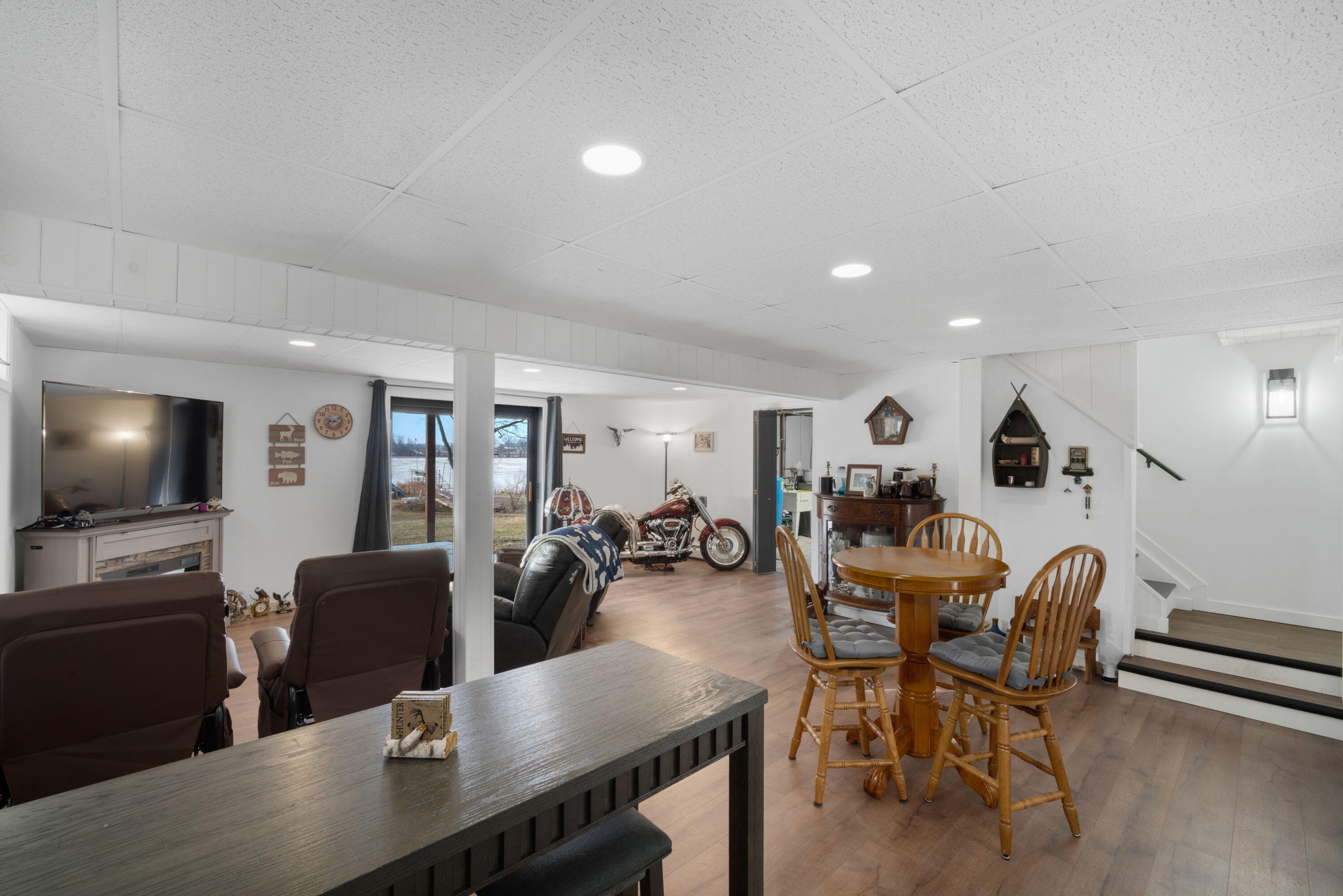 2997 Smith Lake Road Barton, WI 53090 - Photo 19 of 30 Family Room