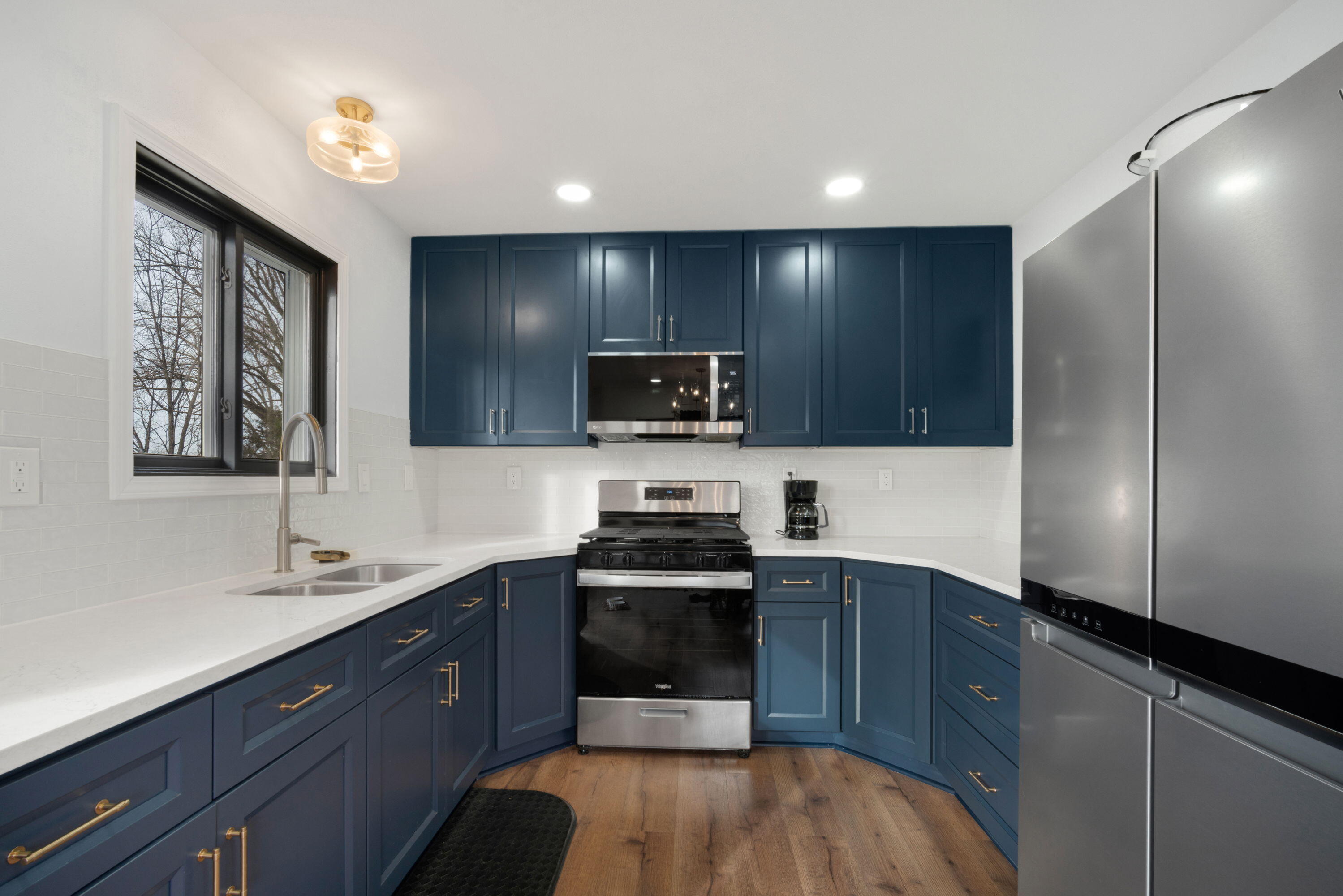 2997 Smith Lake Road Barton, WI 53090 - Photo 8 of 30 Kitchen
