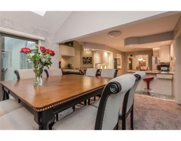 33 Thoreau Circle Beverly, MA 01915 - Photo 12 of 23