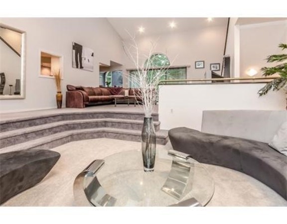 33 Thoreau Circle Beverly, MA 01915 - Photo 10 of 23