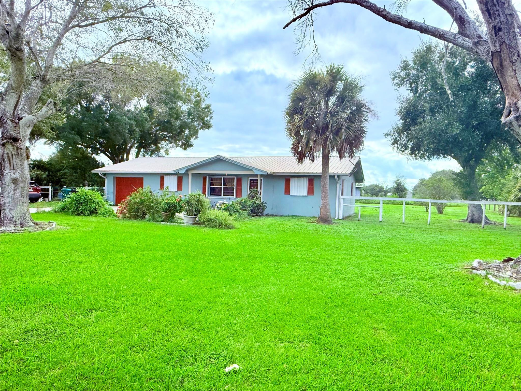 393 Southwest 72nd Terrace Okeechobee, FL 34974 - Photo 4 of 21 Photo 4