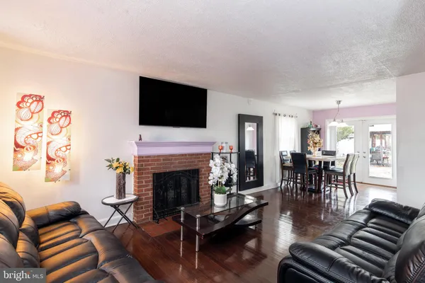 $530,000 | 9406 Sheridan Street, Lanham, MD 20706