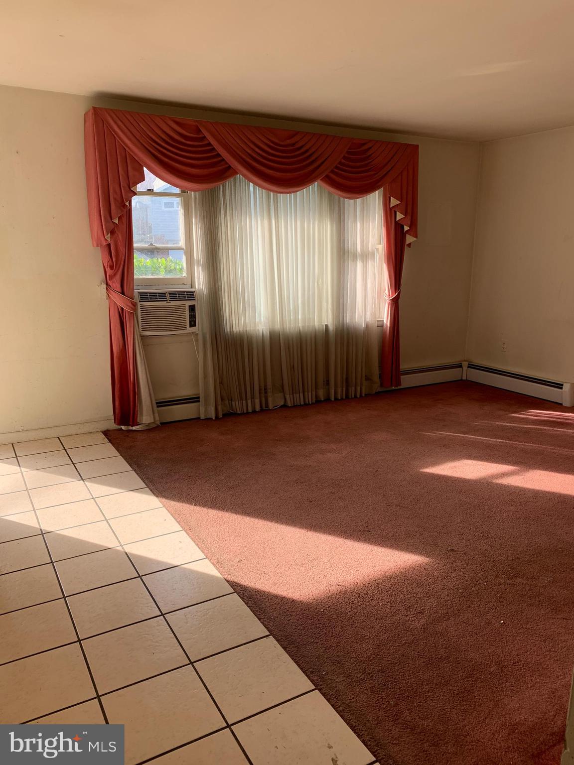 1306 Wingate Avenue Reading, PA 19607 - Photo 2 of 33 Living Room