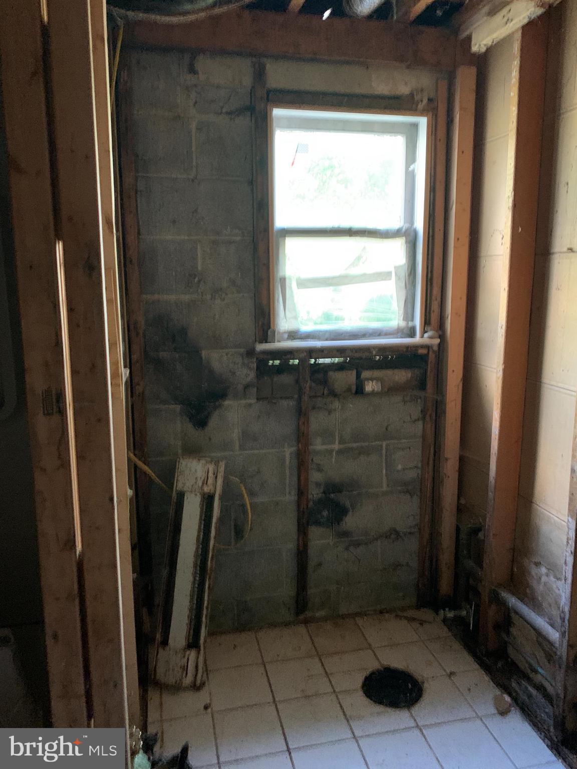 1306 Wingate Avenue Reading, PA 19607 - Photo 22 of 33 2nd Bathroom was gutted