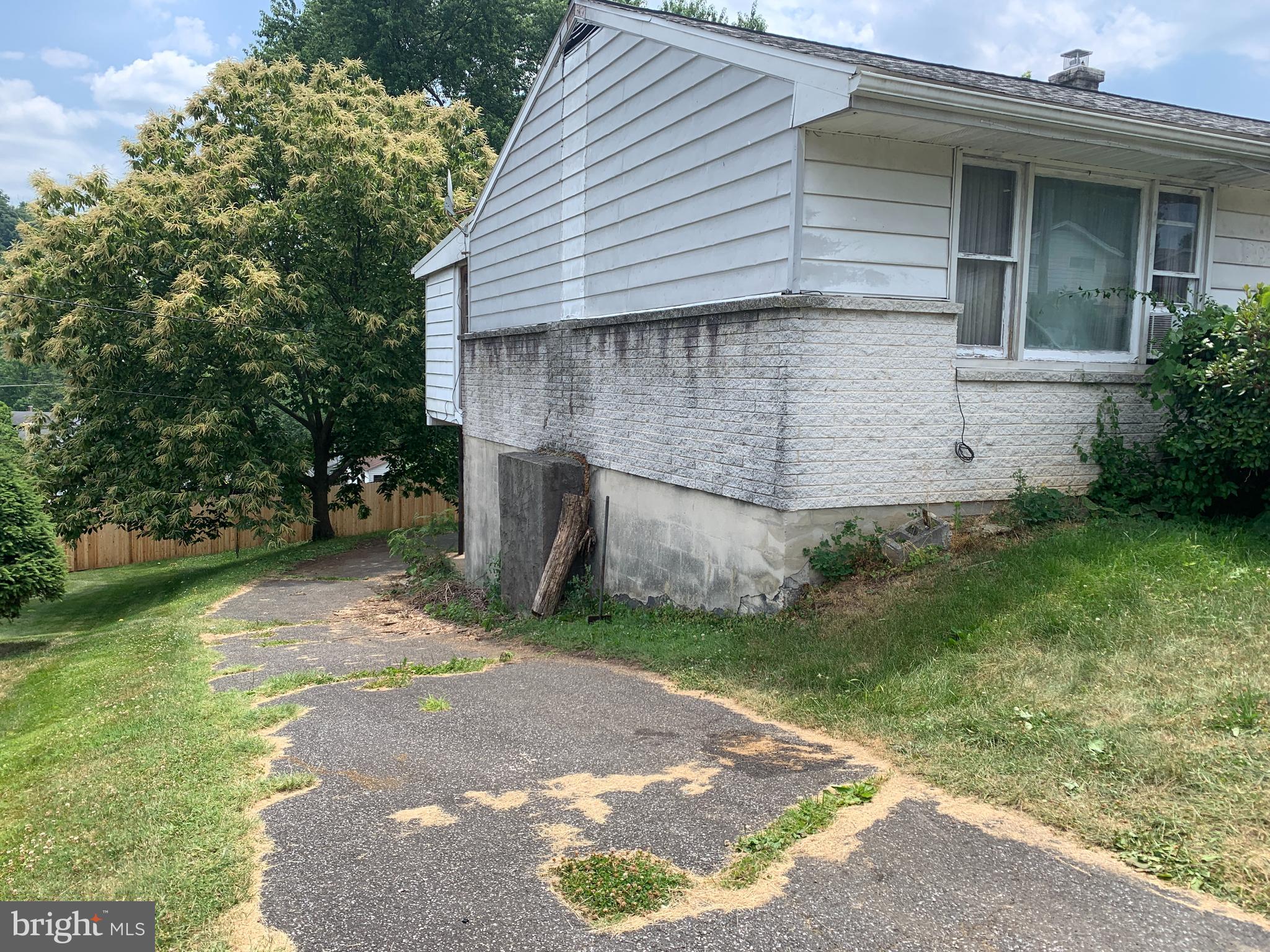 1306 Wingate Avenue Reading, PA 19607 - Photo 28 of 33