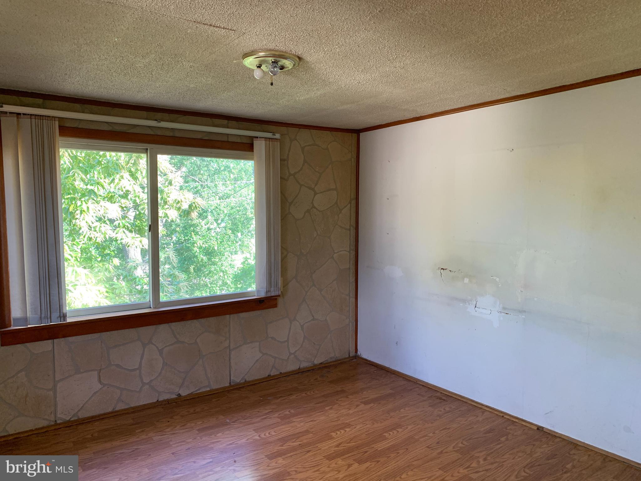 1306 Wingate Avenue Reading, PA 19607 - Photo 9 of 33