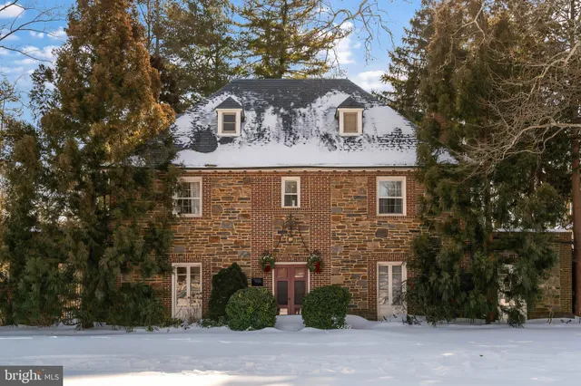 $1,199,000 | 3609 Greenway, Baltimore, MD 21218