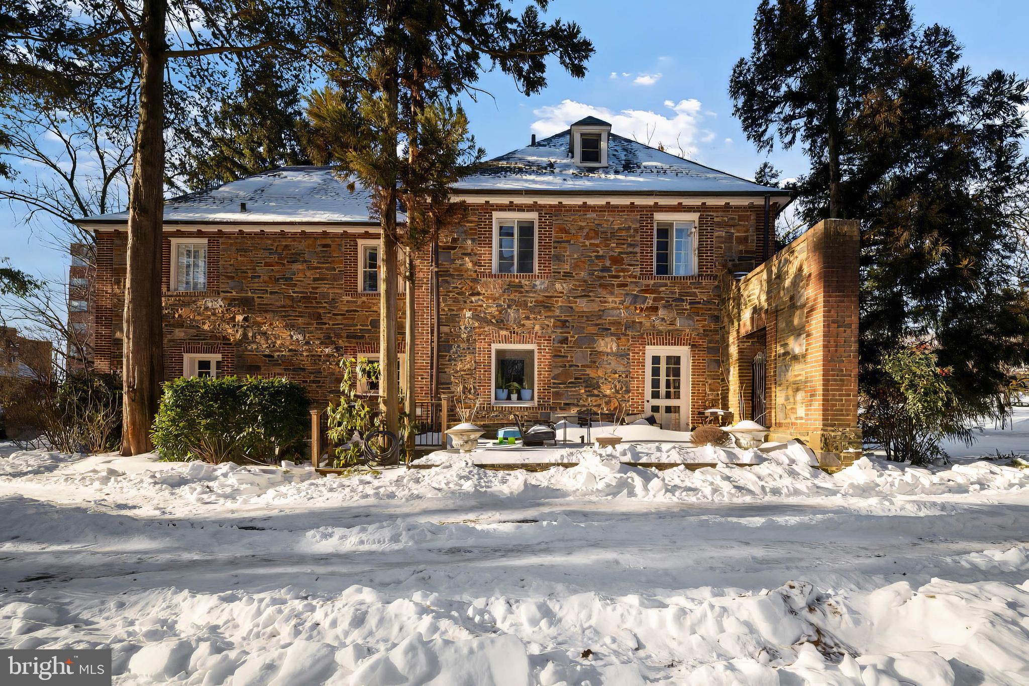 3609 Greenway Baltimore, MD 21218 - Photo 6 of 25